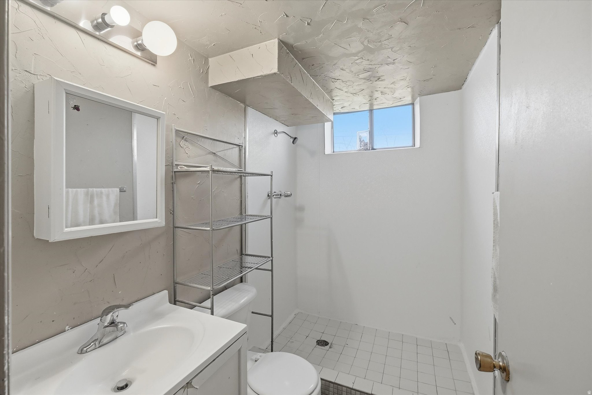 SANDALLWOOD ACRES - Residential