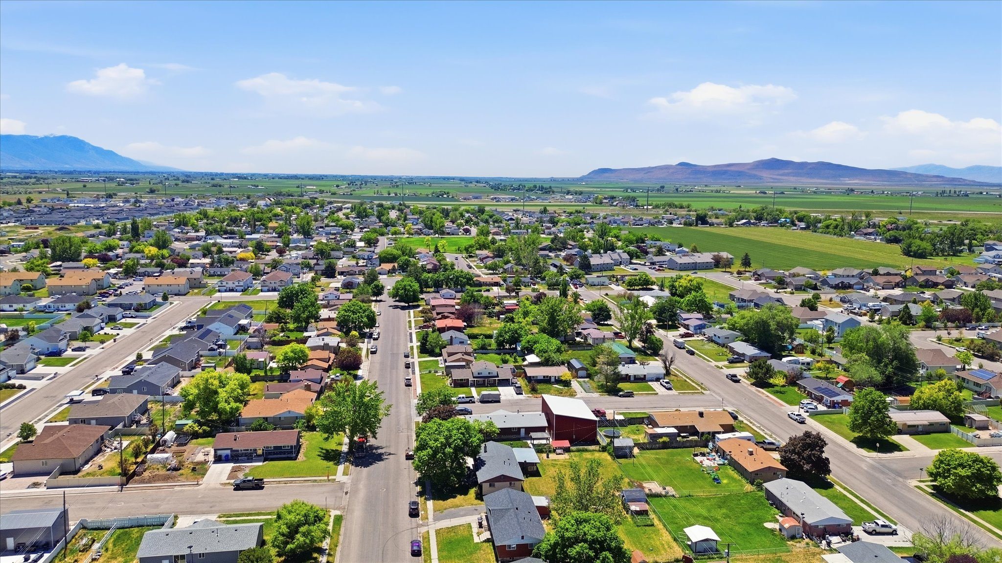 SANDALLWOOD ACRES - Residential