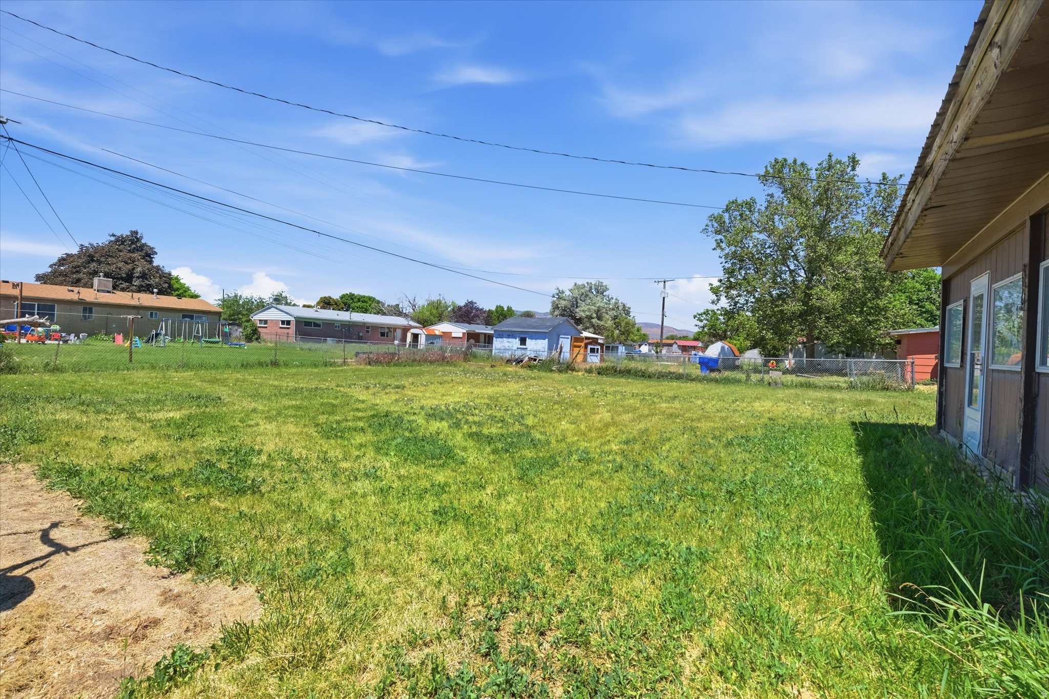 SANDALLWOOD ACRES - Residential