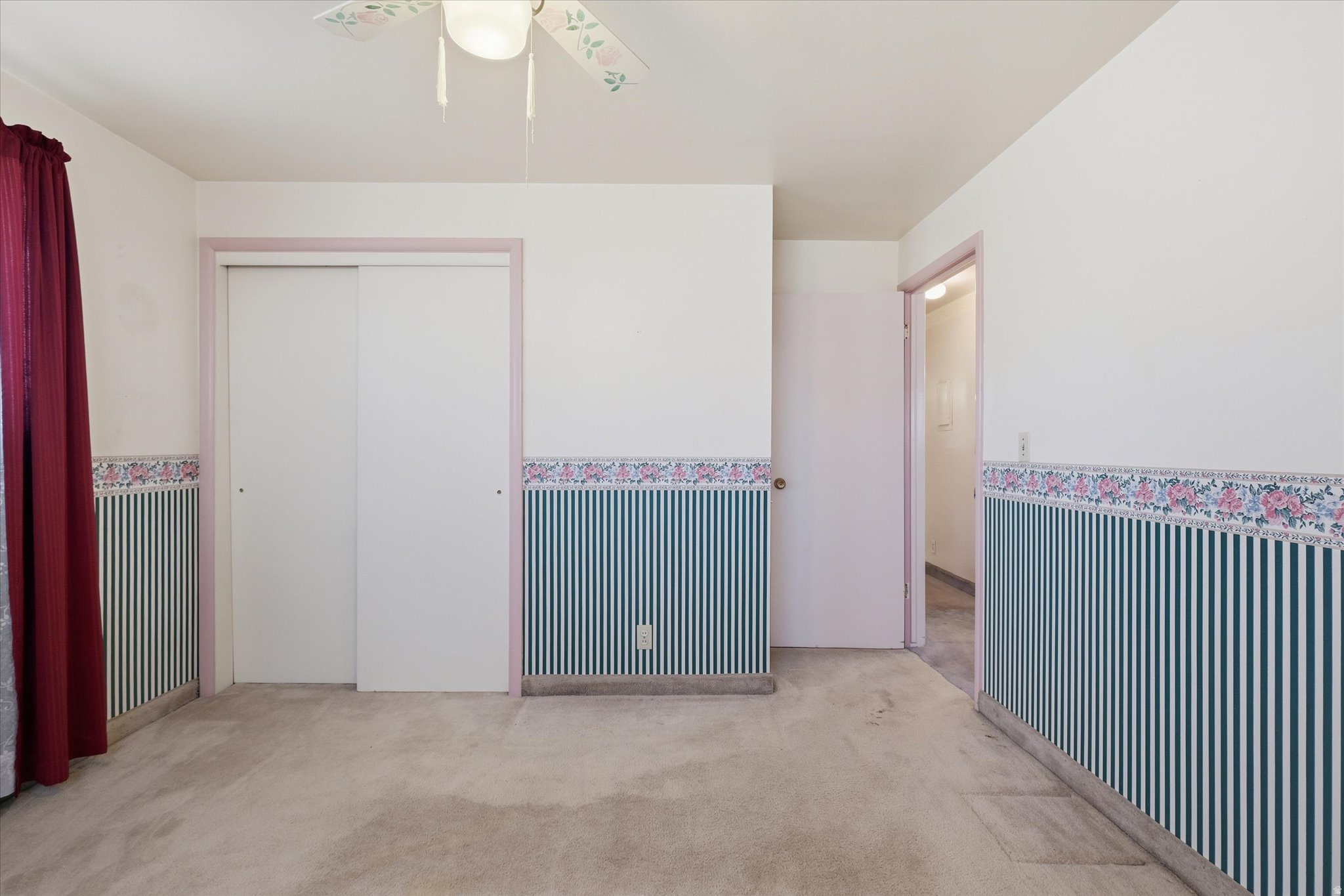 SANDALLWOOD ACRES - Residential