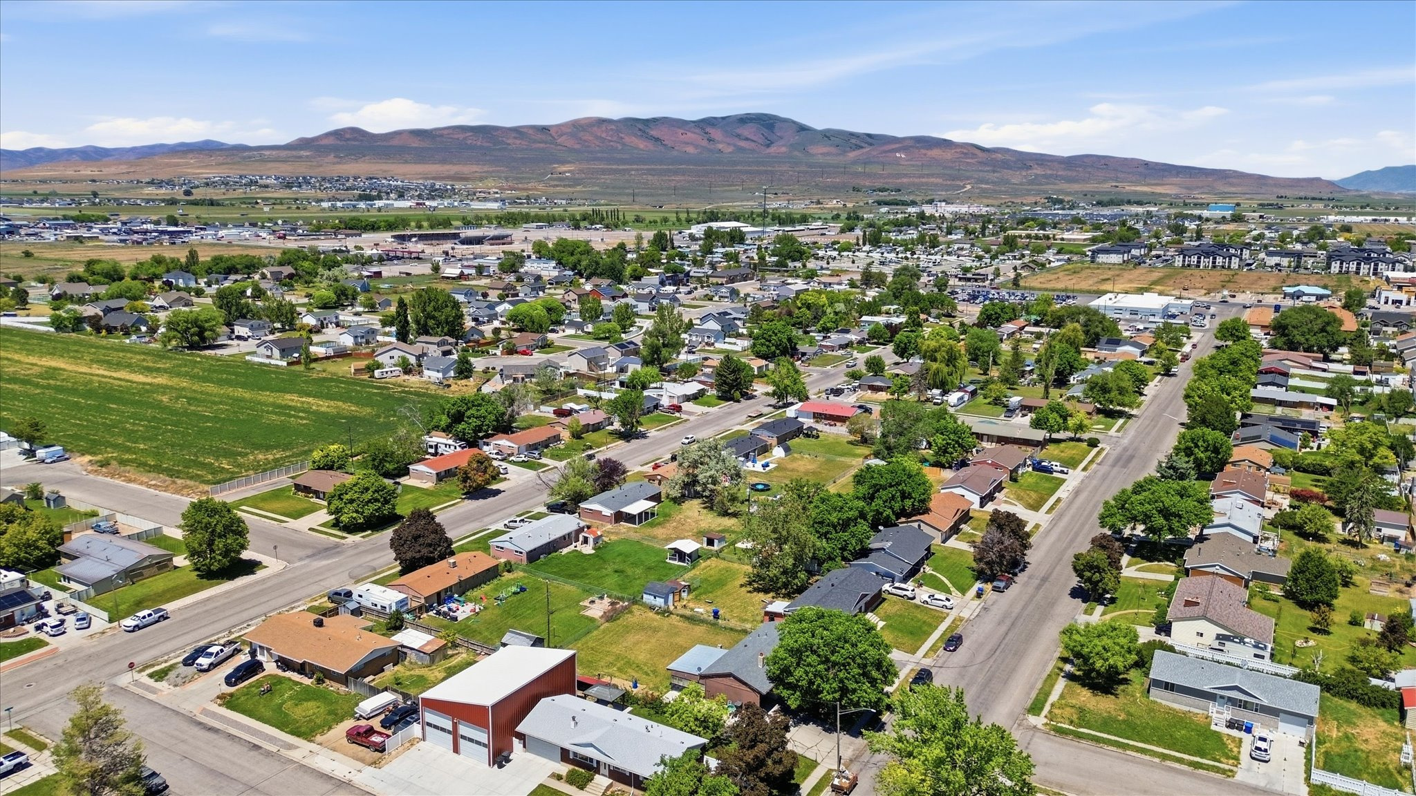 SANDALLWOOD ACRES - Residential