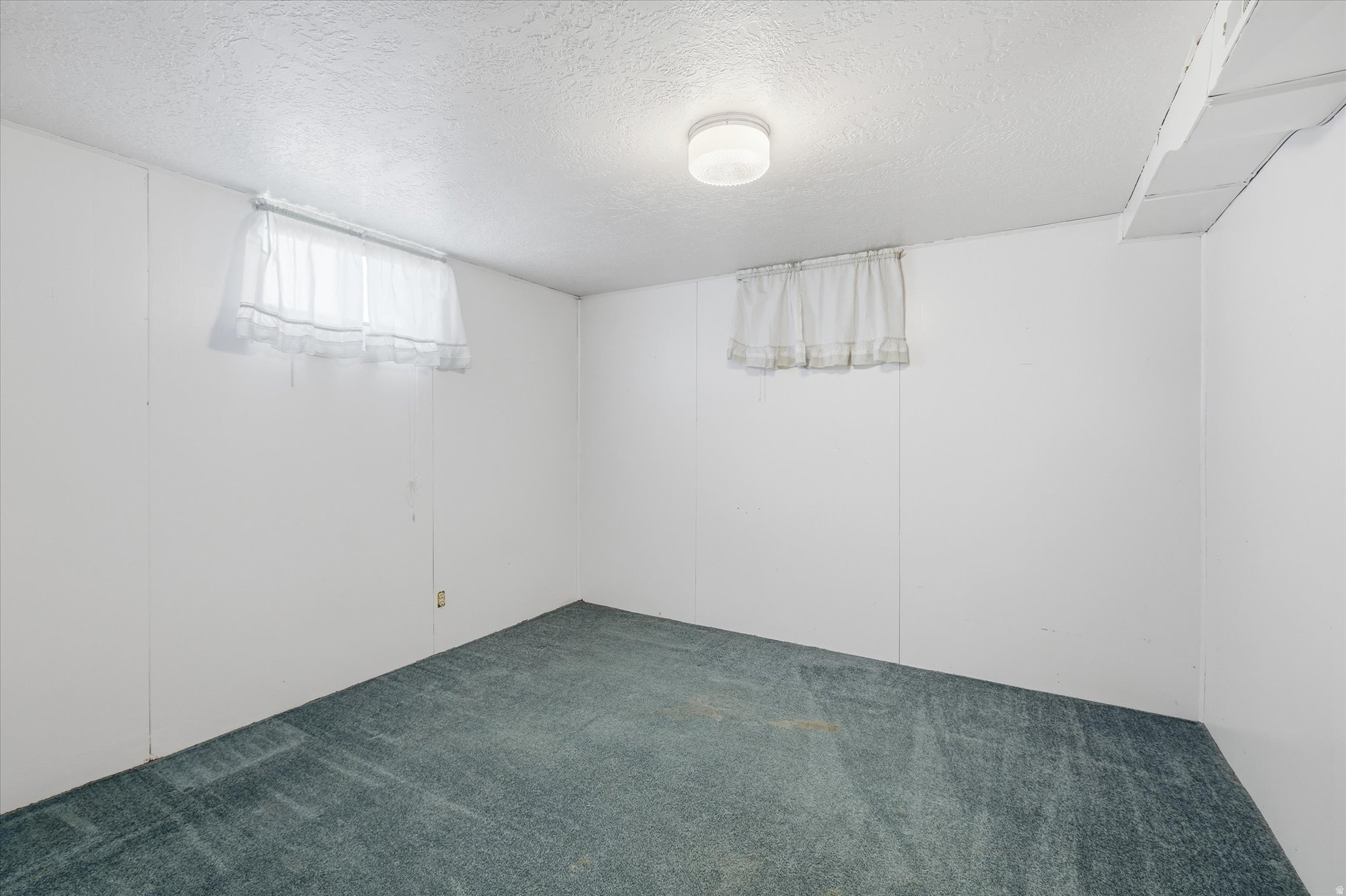 SANDALLWOOD ACRES - Residential