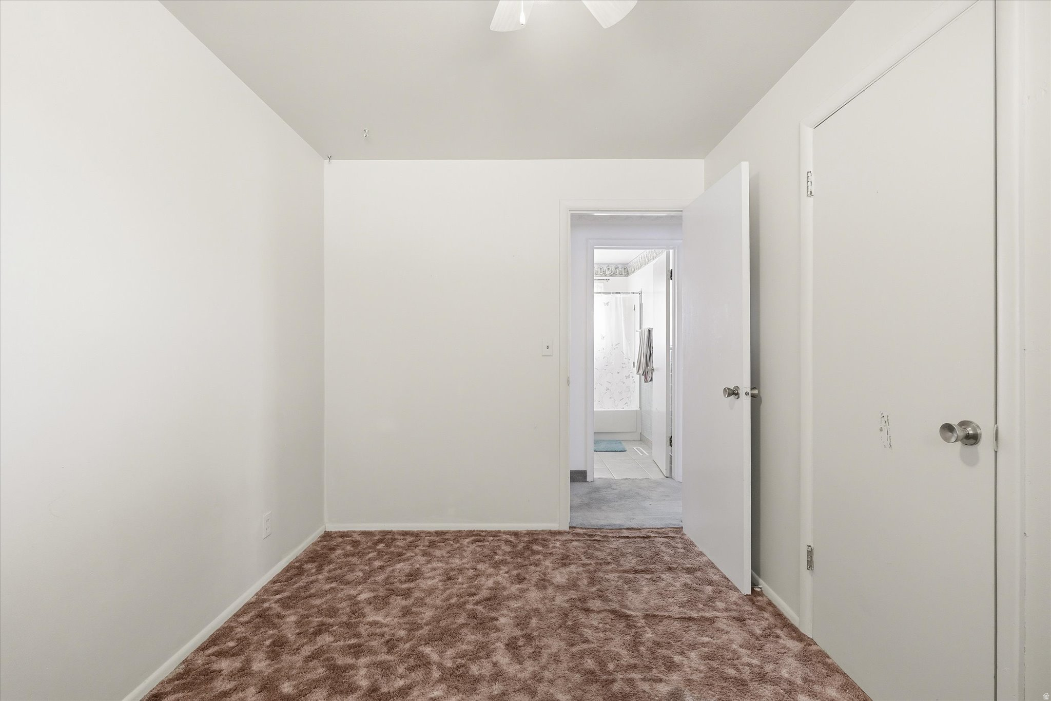 SANDALLWOOD ACRES - Residential