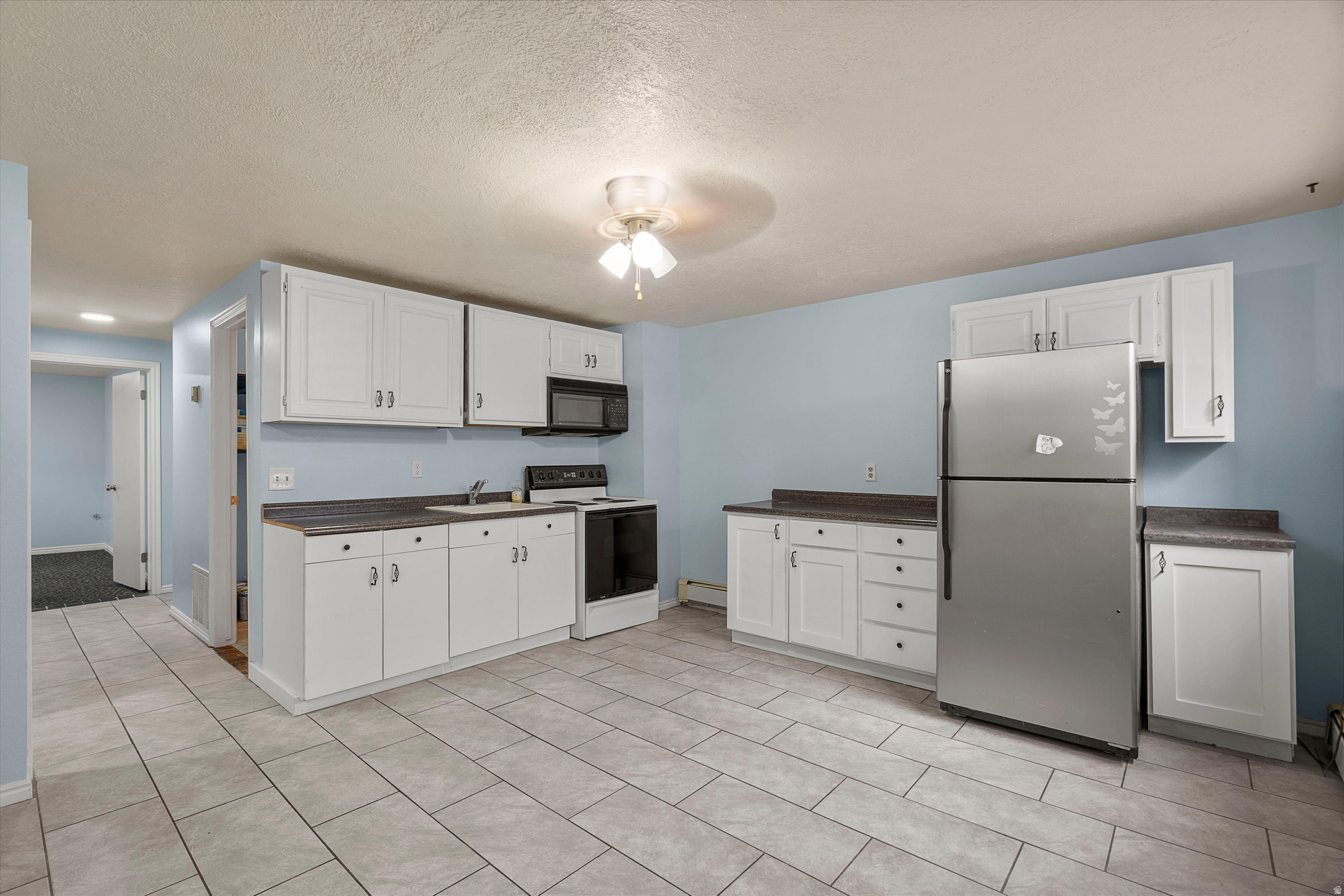 CHATEAU TOWNHOMES - Residential
