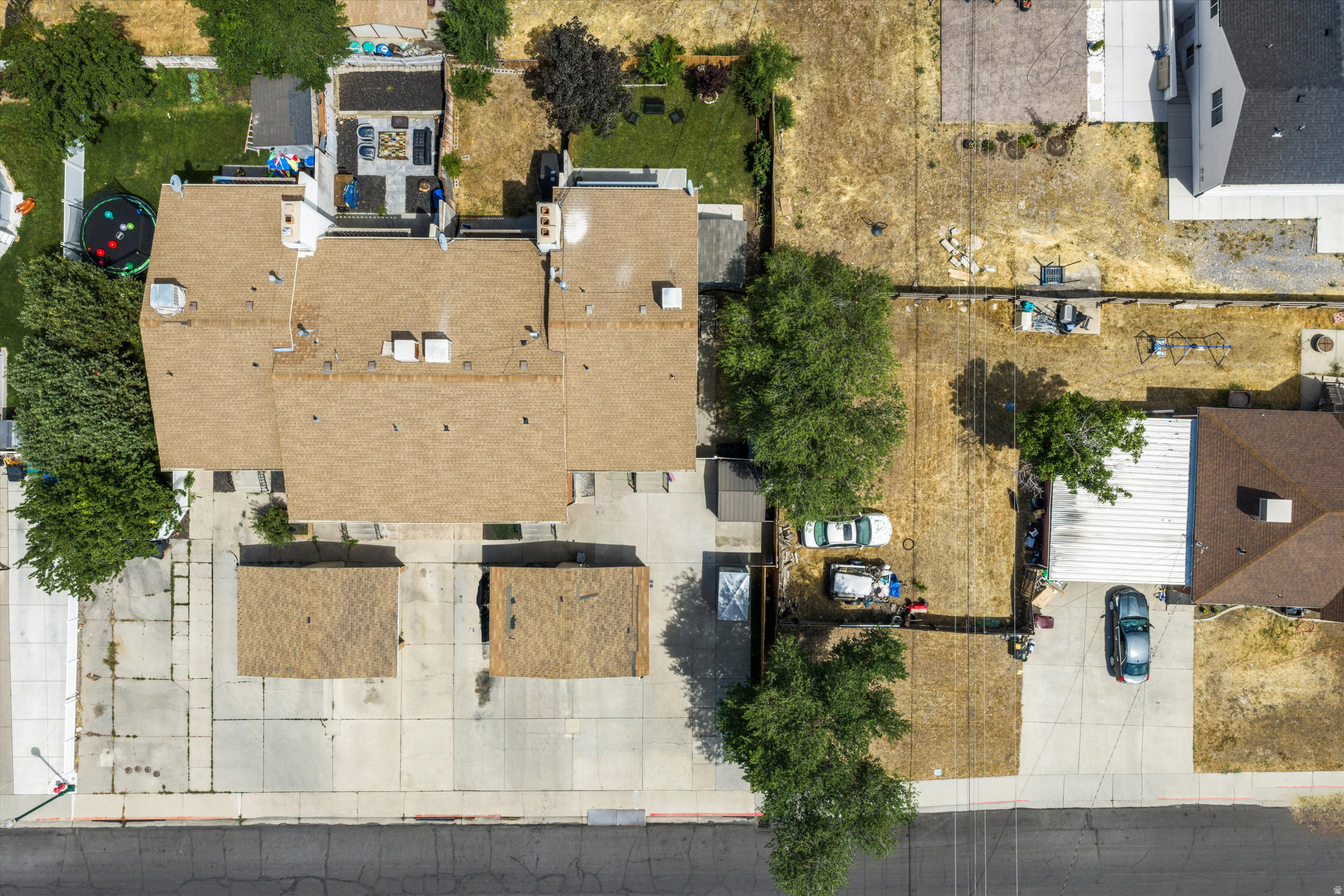 CHATEAU TOWNHOMES - Residential
