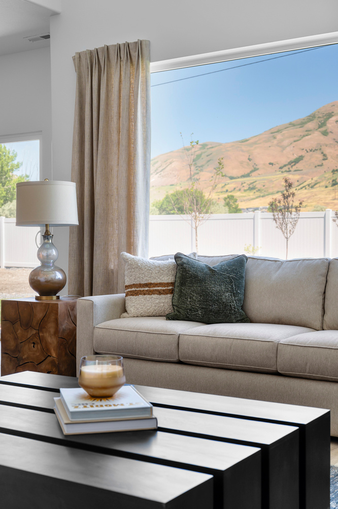 WEST MEADOWS - Residential