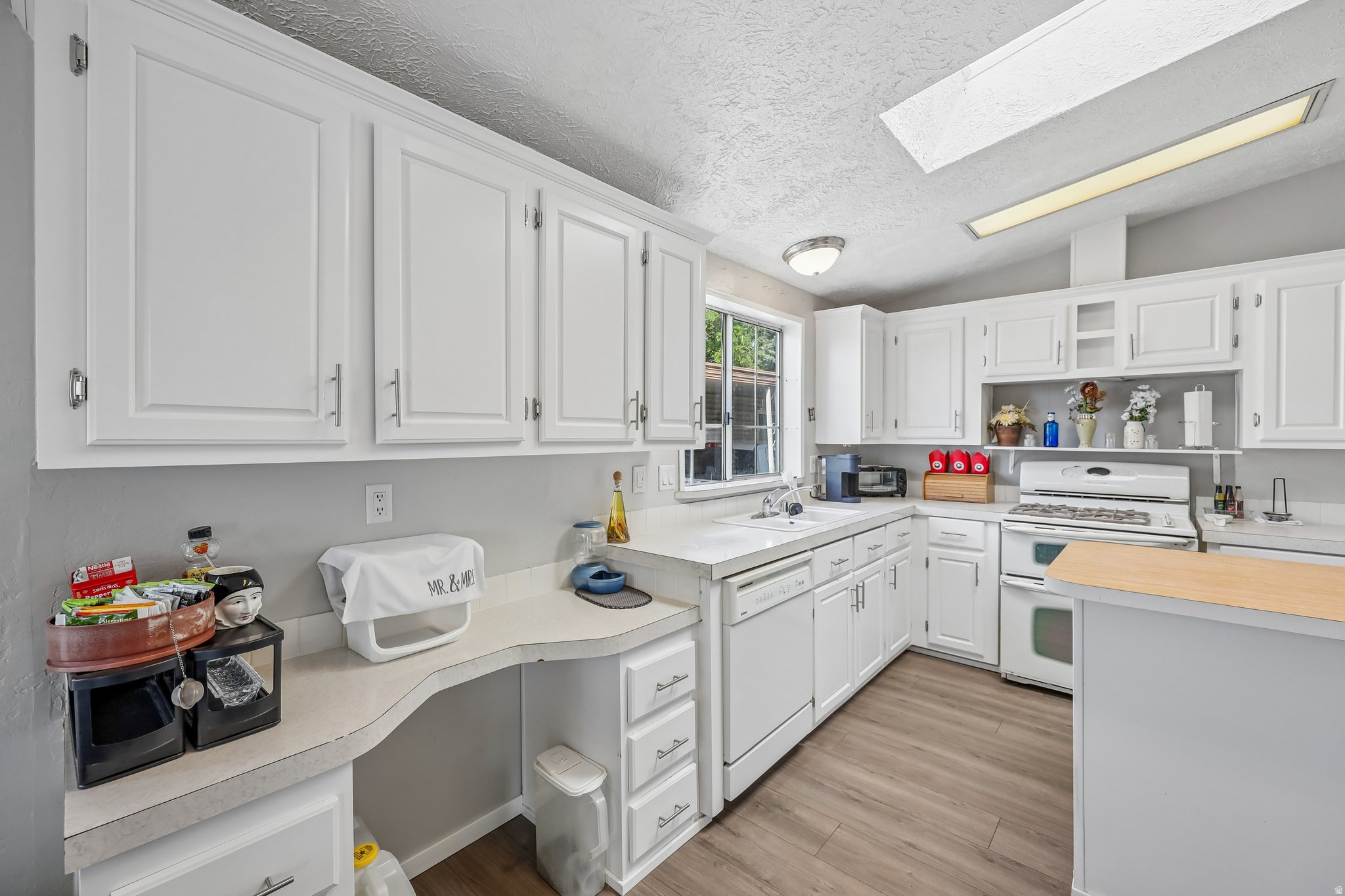 MAJESTIC MEADOWS - Residential