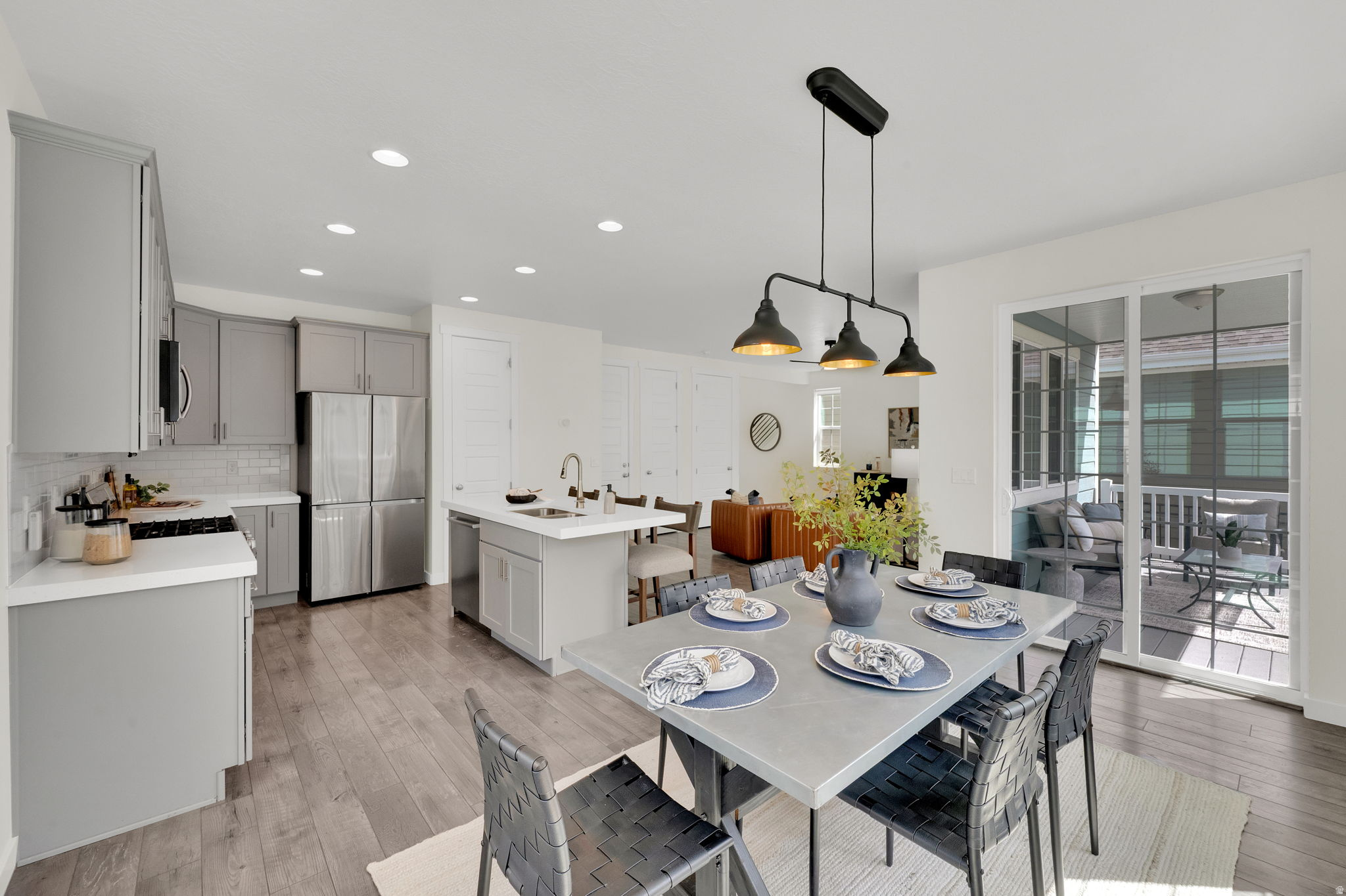 RIDGE - Residential