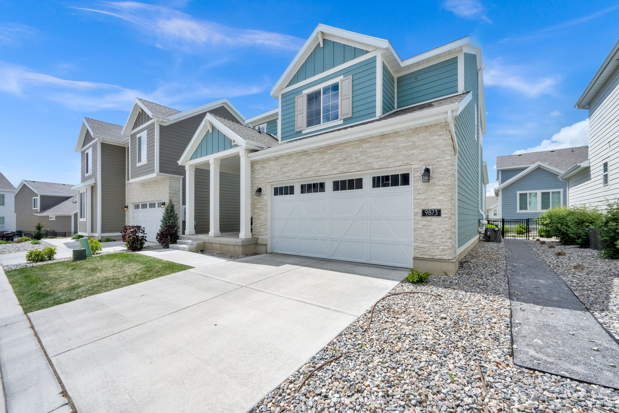 RIDGE - Residential