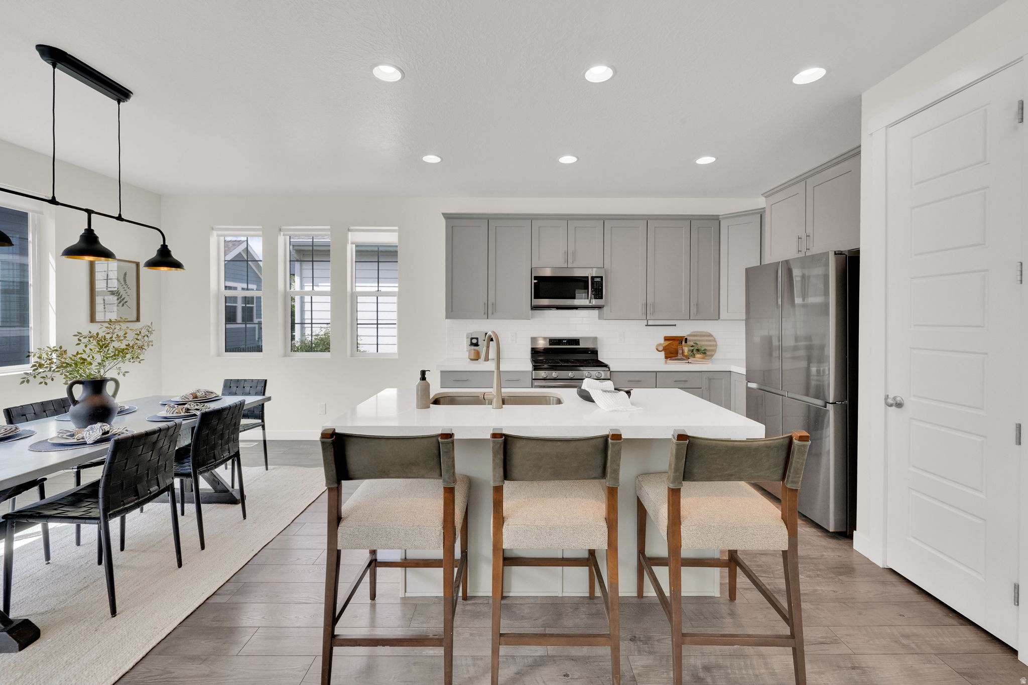 RIDGE - Residential