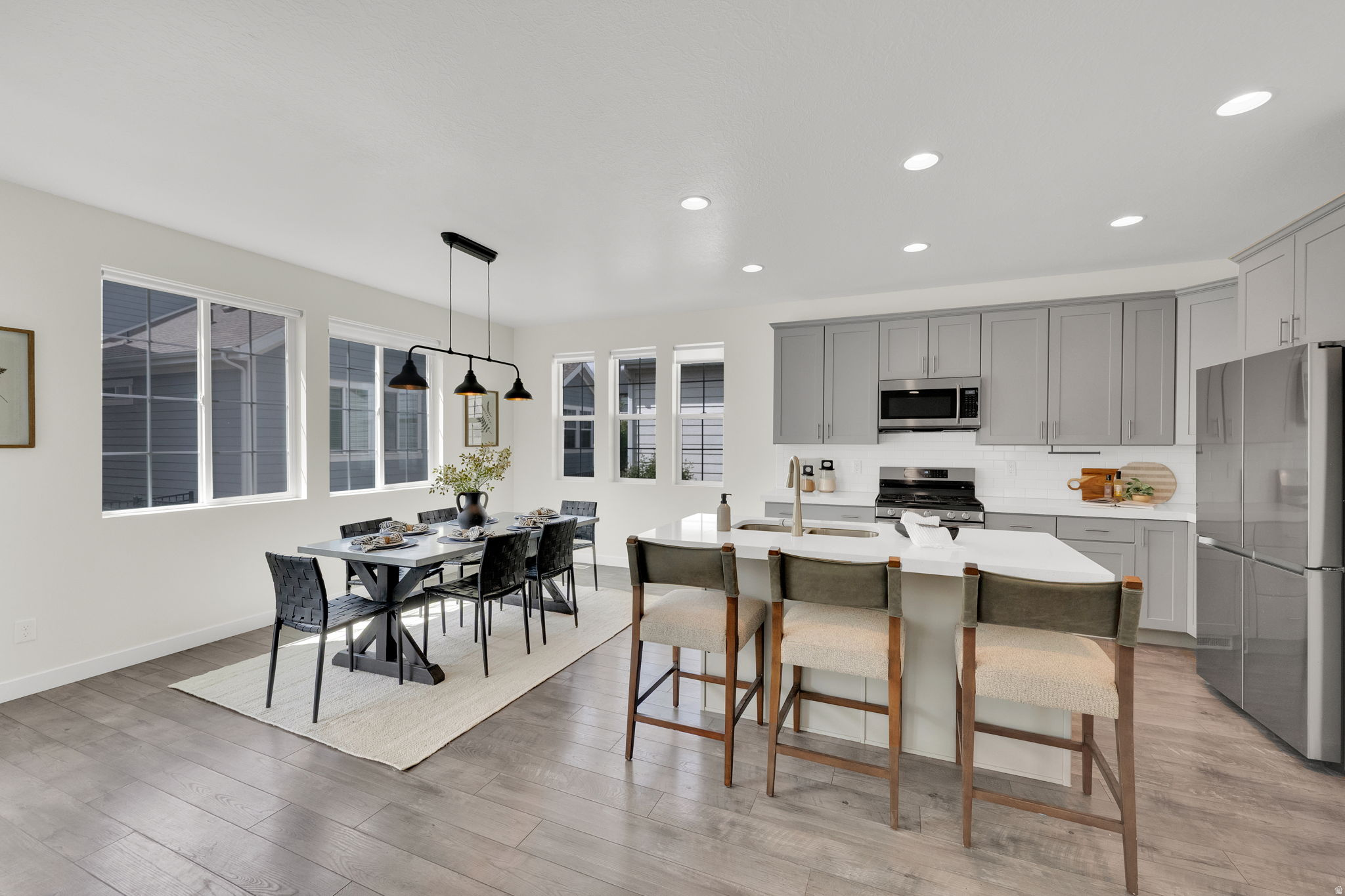 RIDGE - Residential