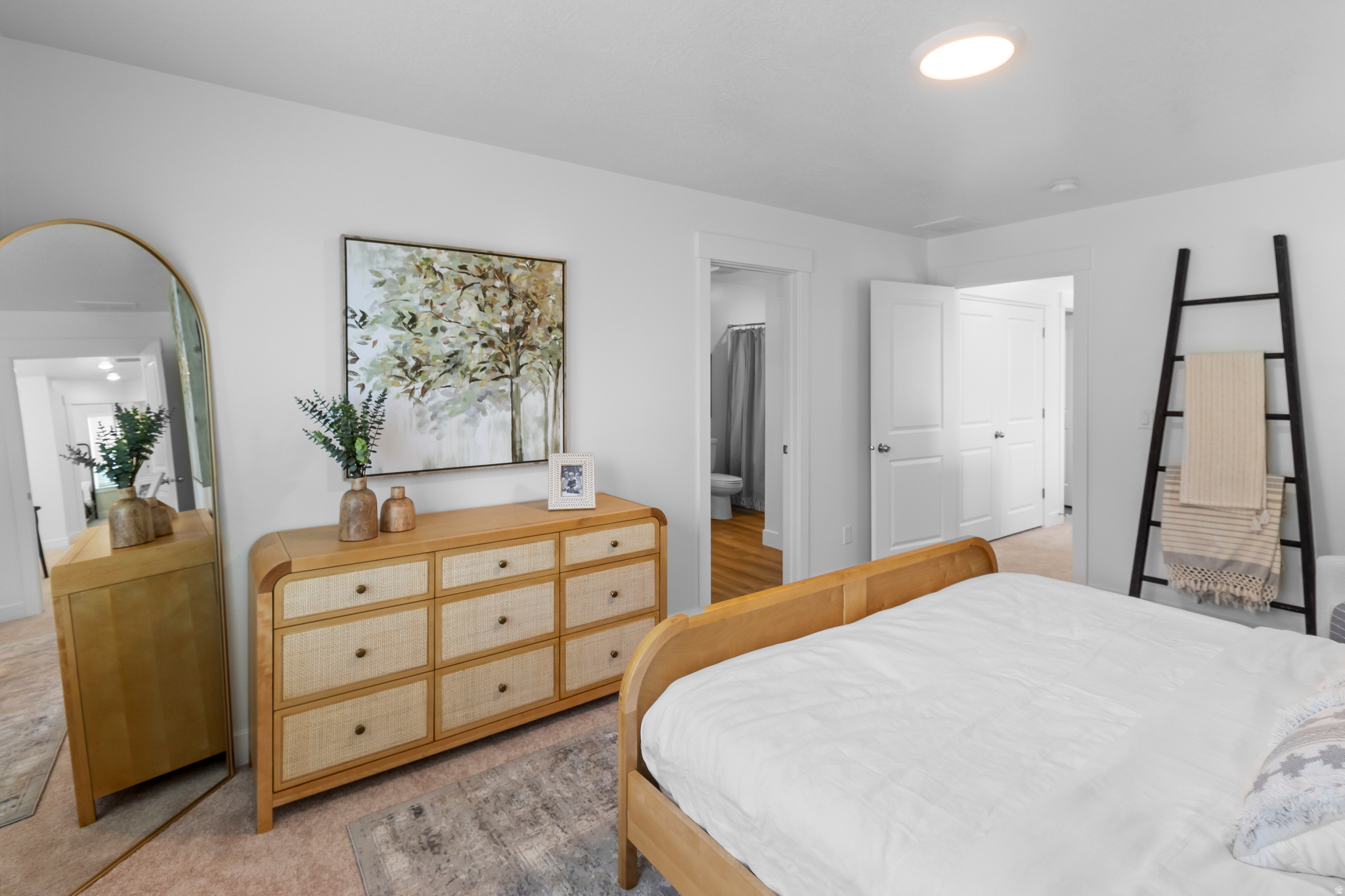 NORTH POINT - Residential