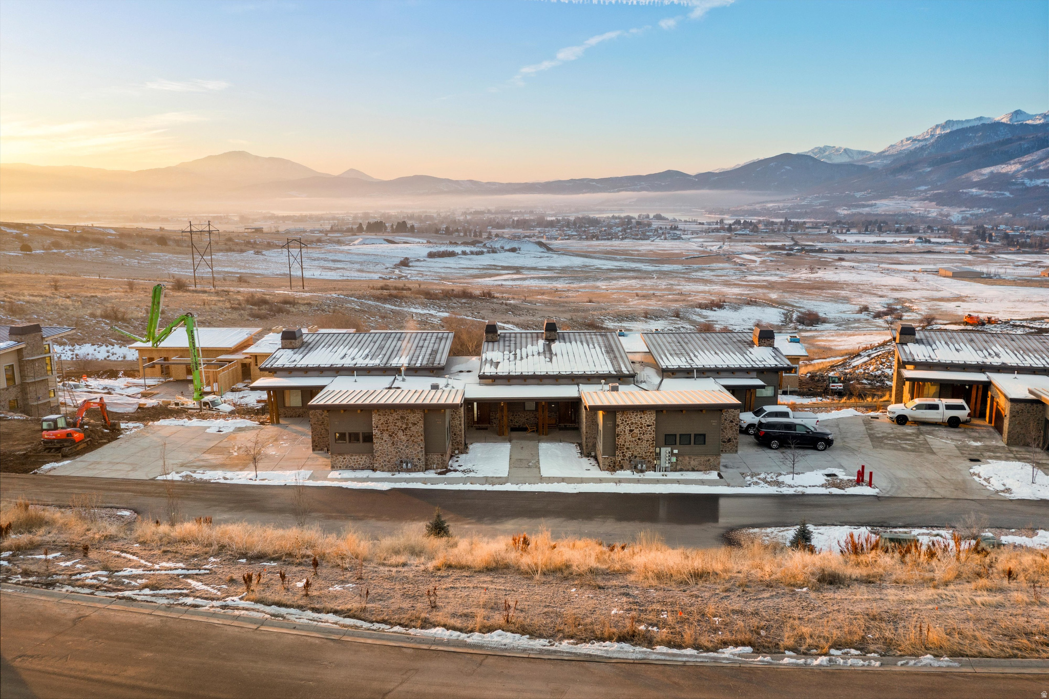 THE RIDGE TOWNHOMES - Residential