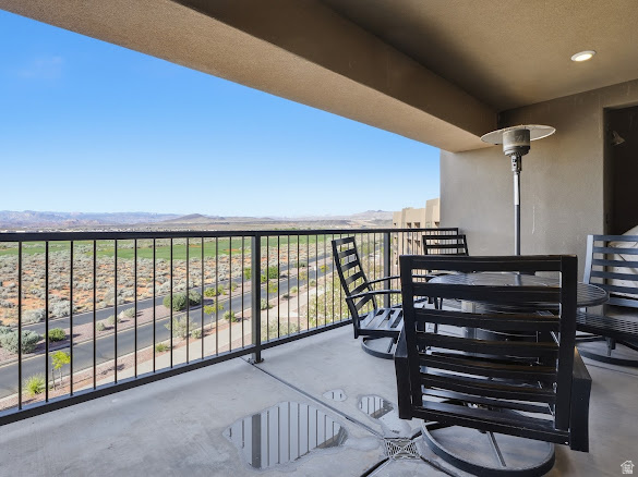 VILLAS AT SAND HOLLOW - Residential
