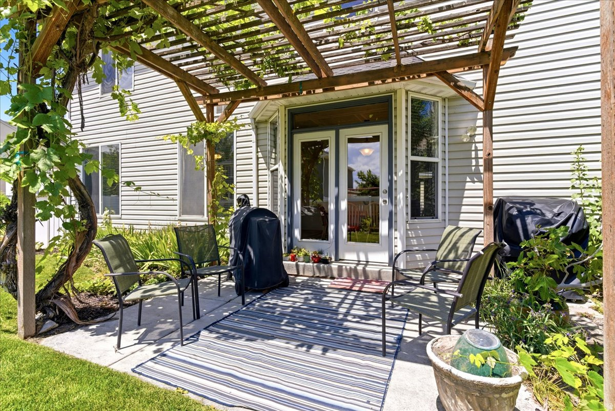 DEVON GLEN - Residential