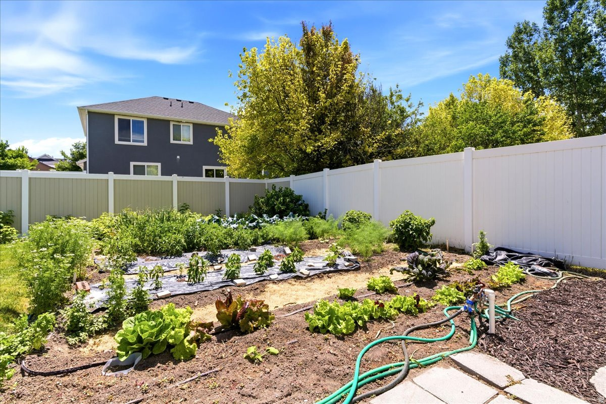 DEVON GLEN - Residential