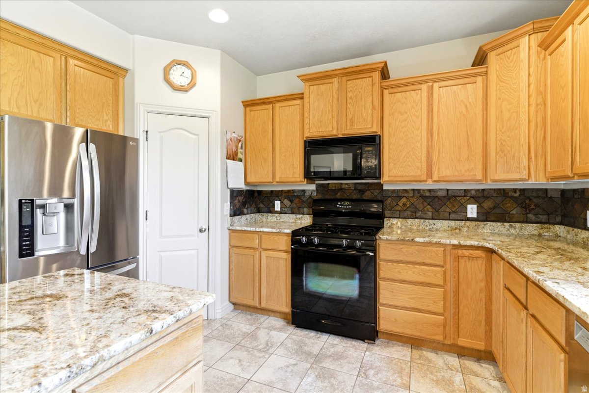 DEVON GLEN - Residential