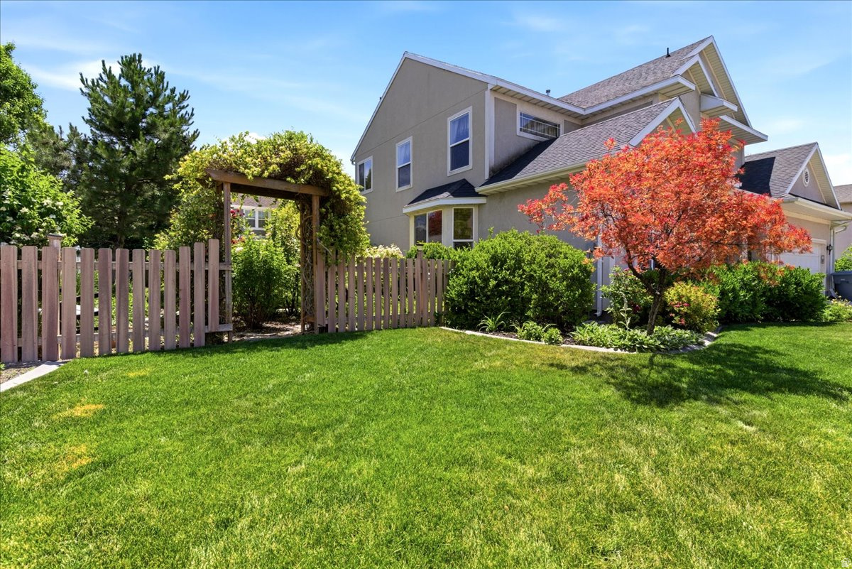 DEVON GLEN - Residential