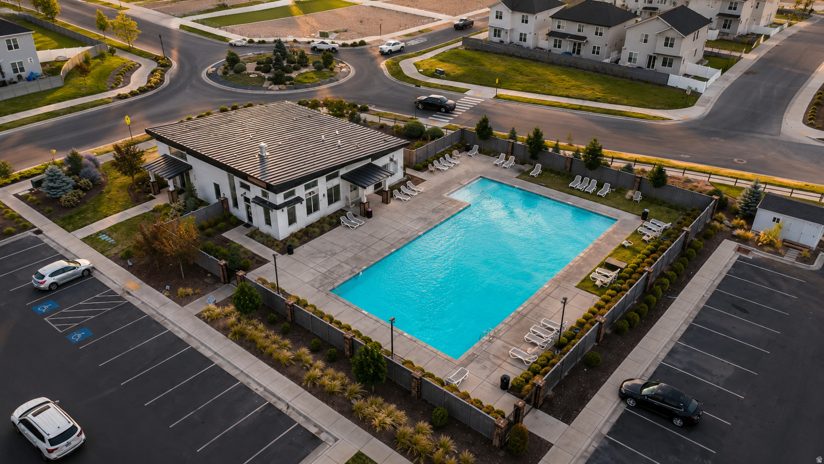 SILVERLAKE - Residential