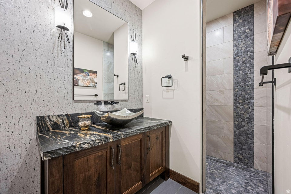 RESERVE OF ENTRADA SNOW CANYON EST A - Residential