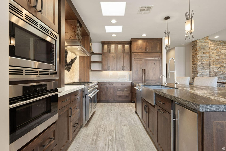 RESERVE OF ENTRADA SNOW CANYON EST A - Residential