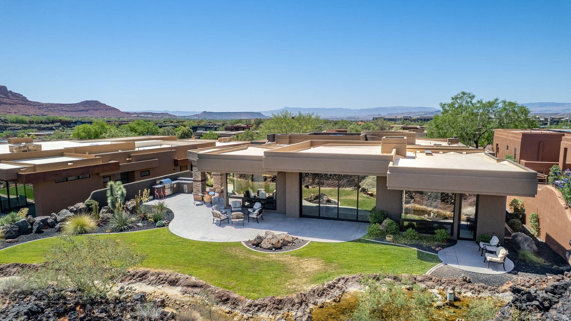 RESERVE OF ENTRADA SNOW CANYON EST A - Residential