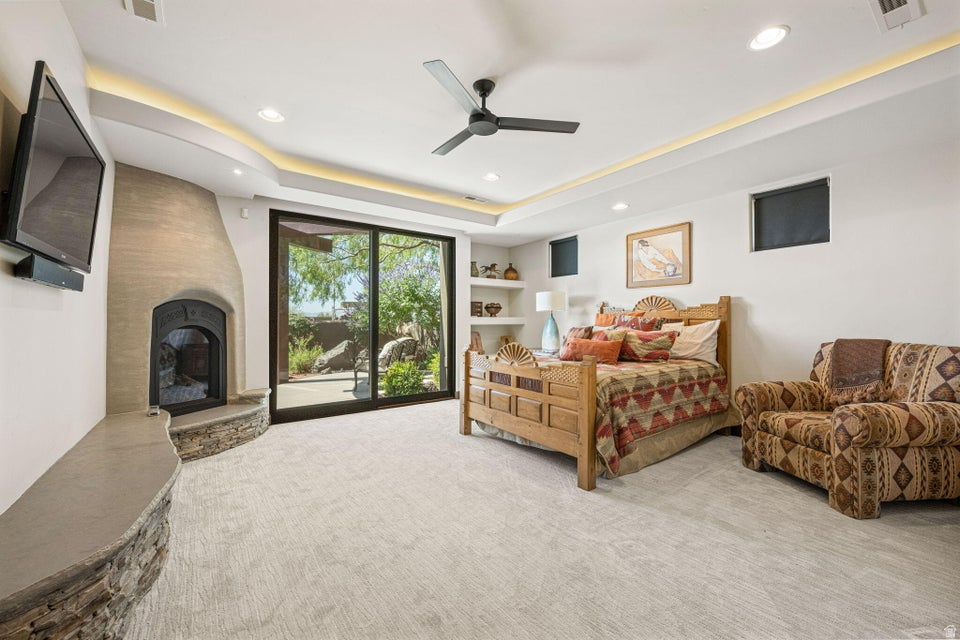 RESERVE OF ENTRADA SNOW CANYON EST A - Residential
