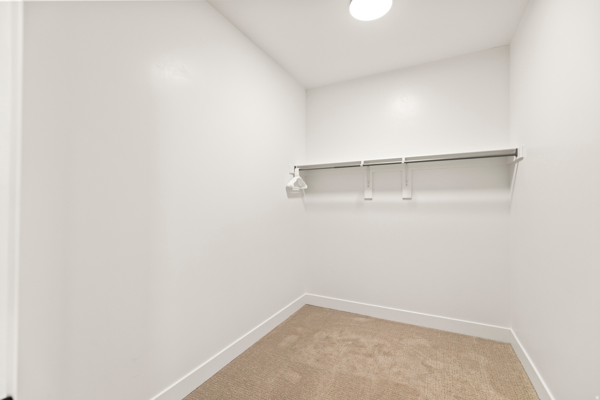LOT 4, DAYLIGHT ESTATES PLAT A SUBD. - Residential