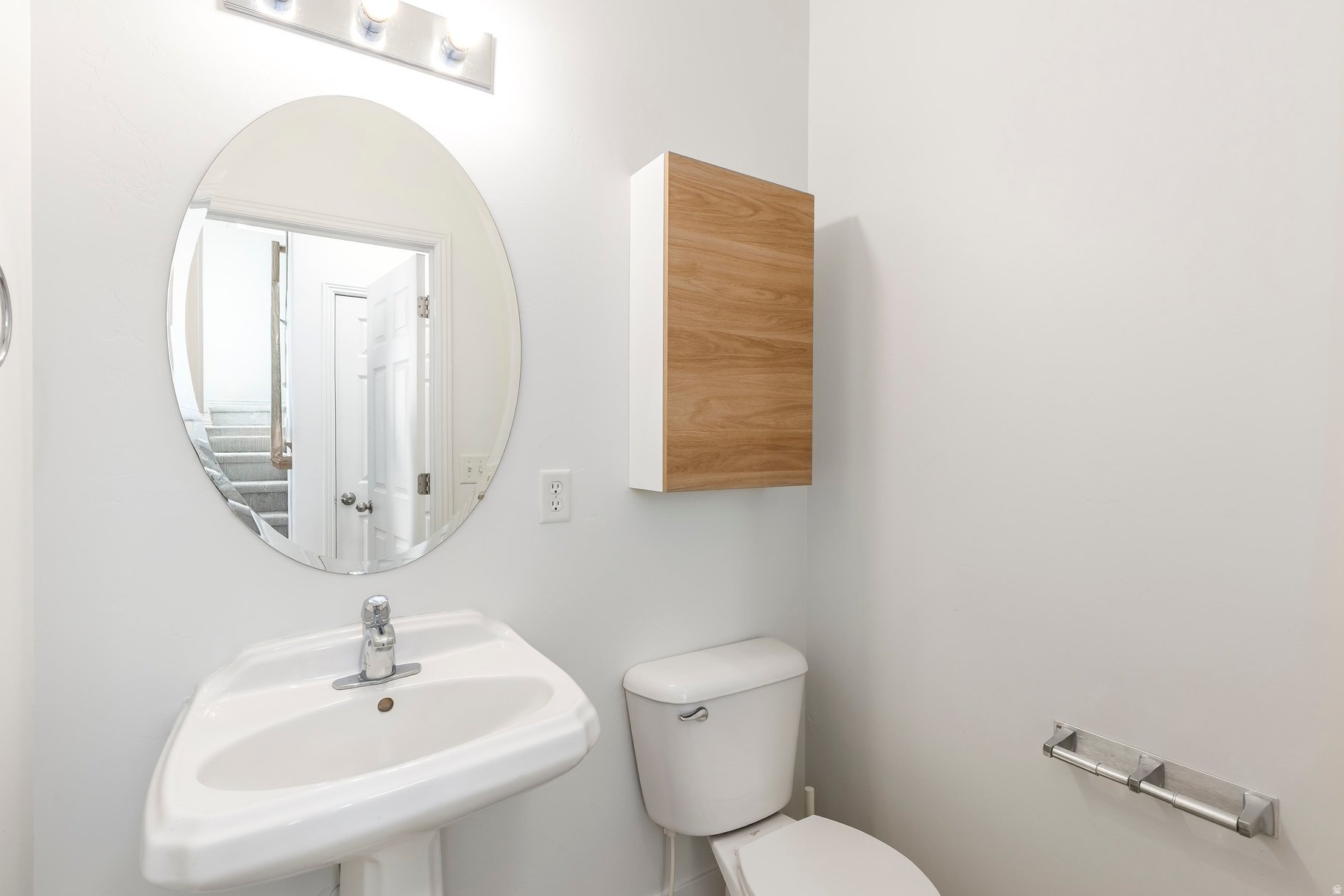POINTE MEADOWS - Residential
