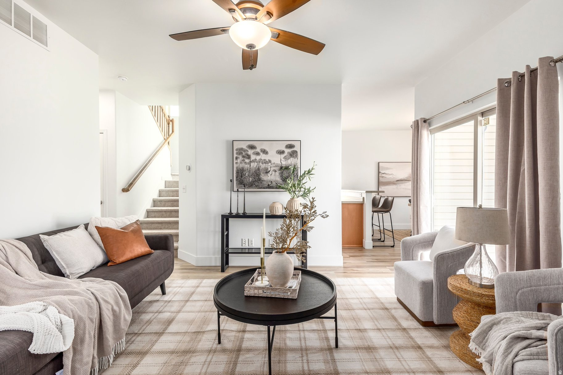 POINTE MEADOWS - Residential
