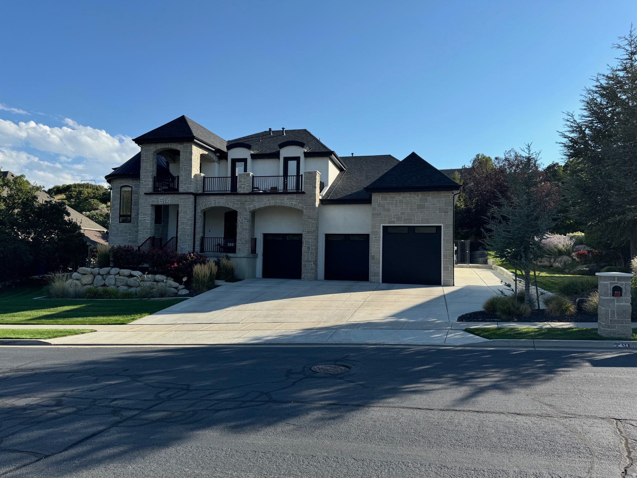 HEALEY HEIGHTS - Residential