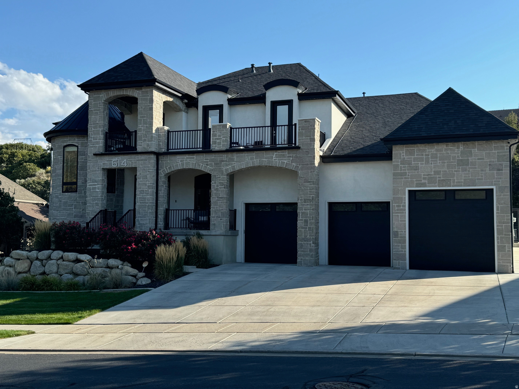 HEALEY HEIGHTS - Residential