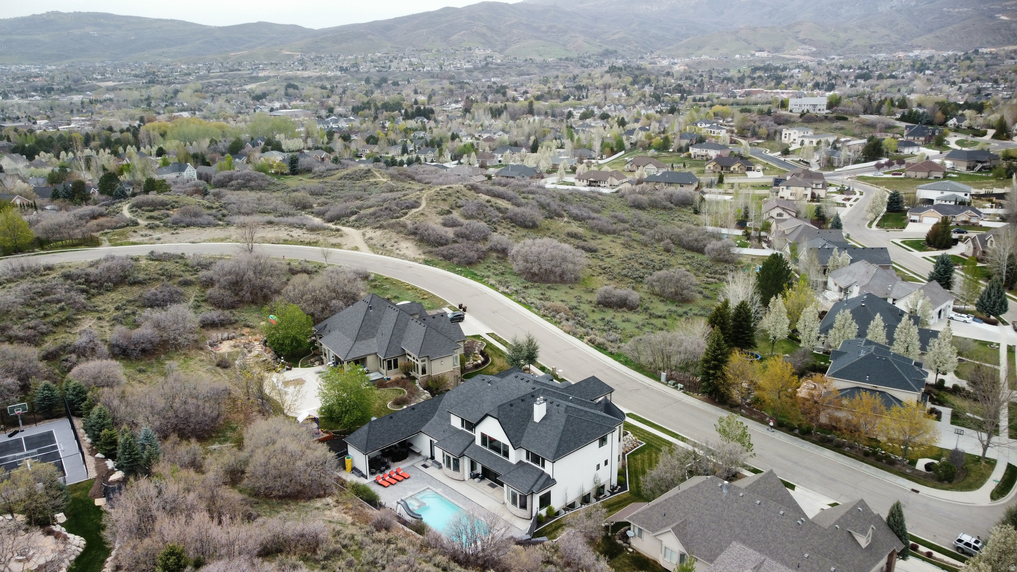 HEALEY HEIGHTS - Residential