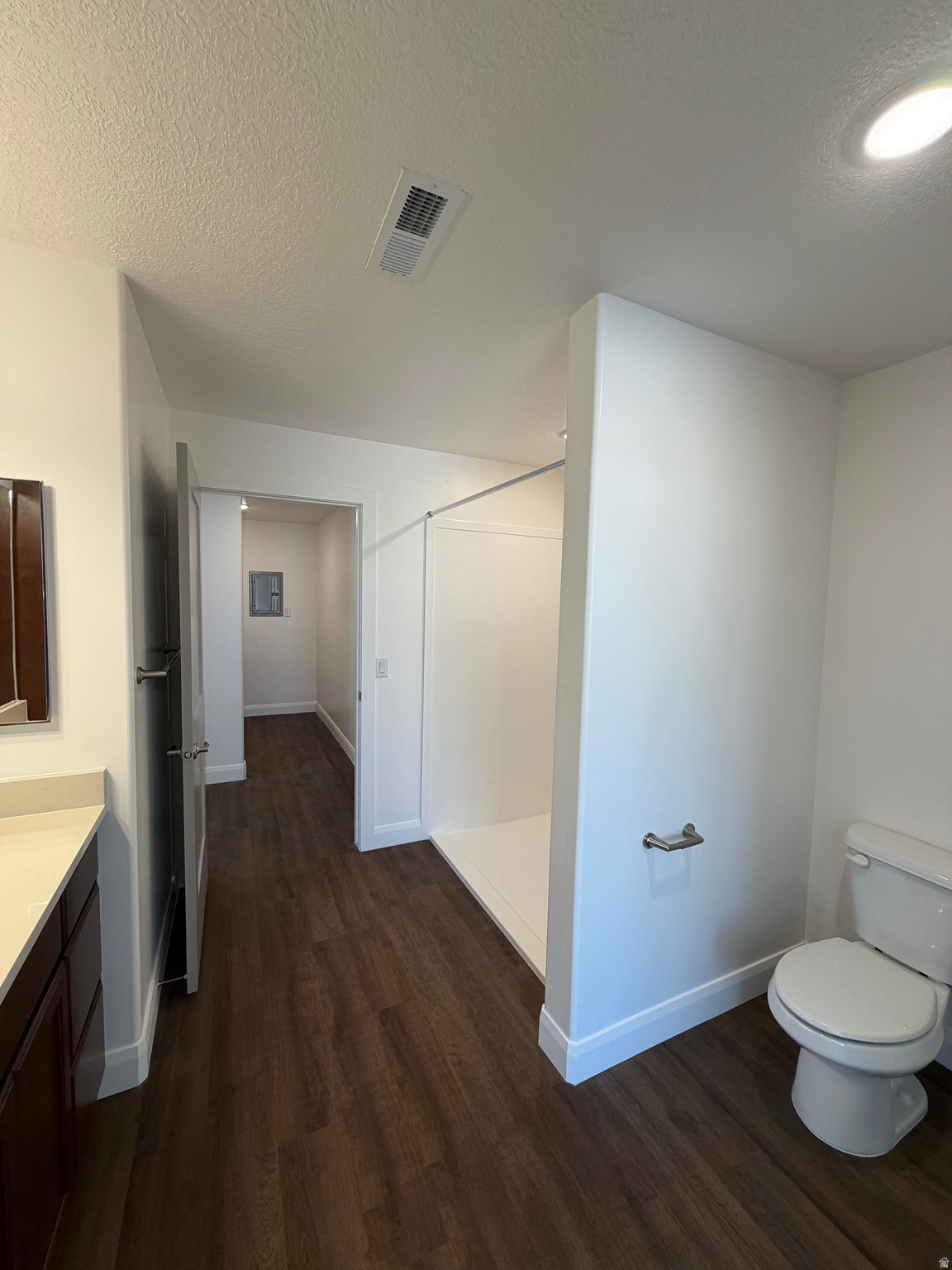COUNTRY VIEW VILLAS - Residential