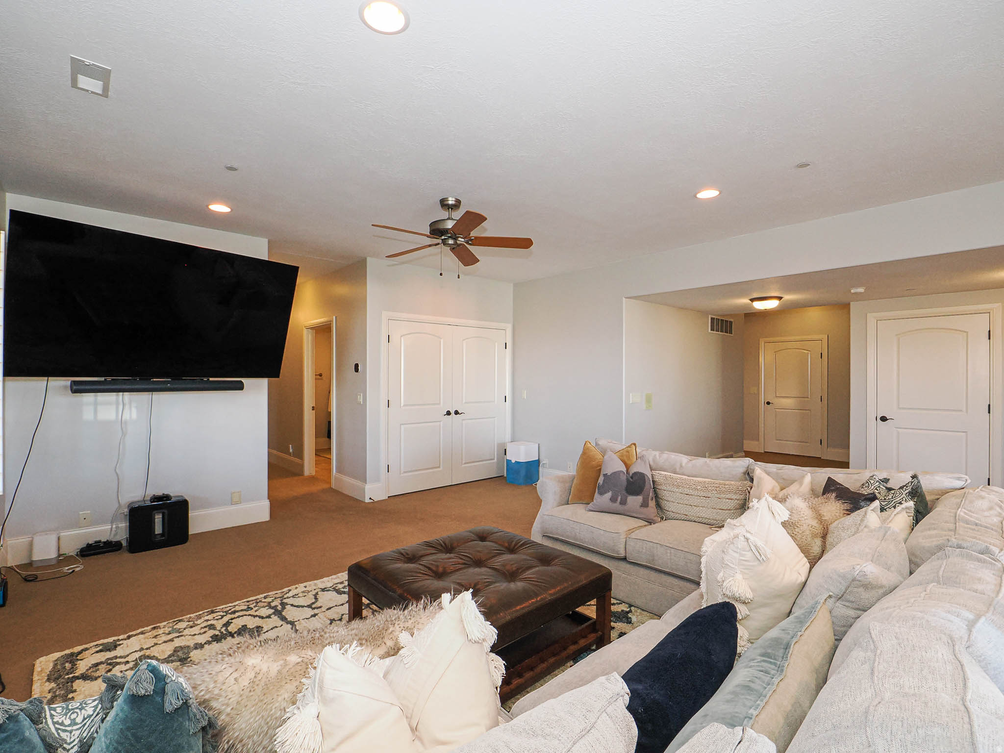EAGLEWOOD COVE SUB - Residential
