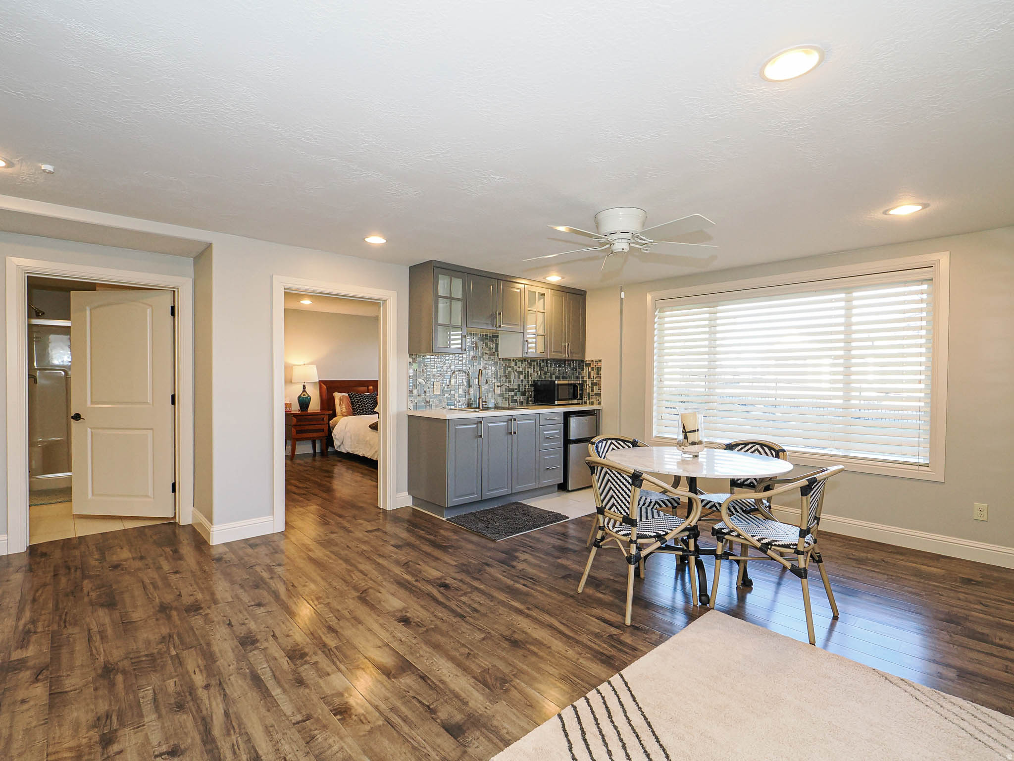 EAGLEWOOD COVE SUB - Residential
