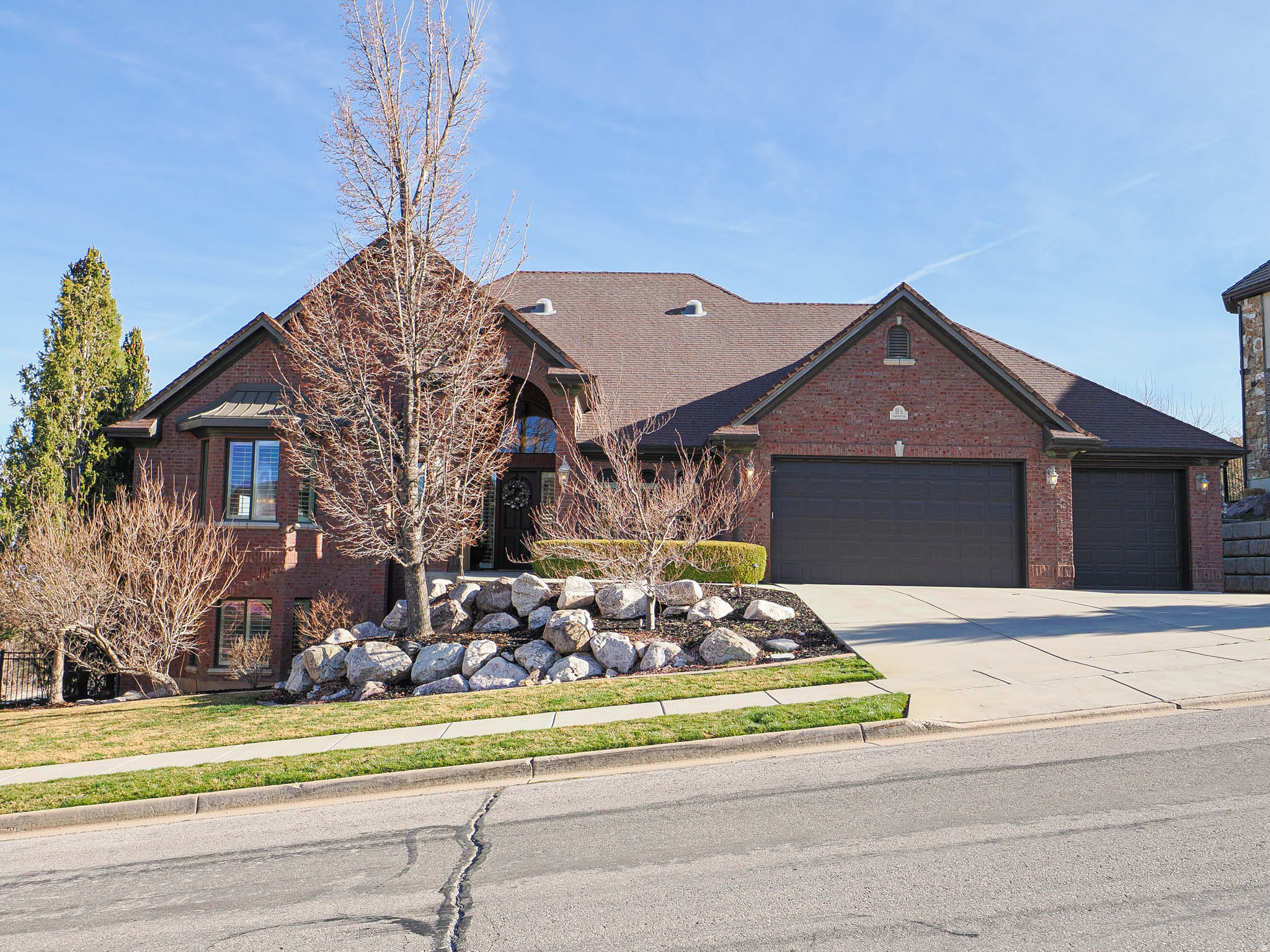 EAGLEWOOD COVE SUB - Residential