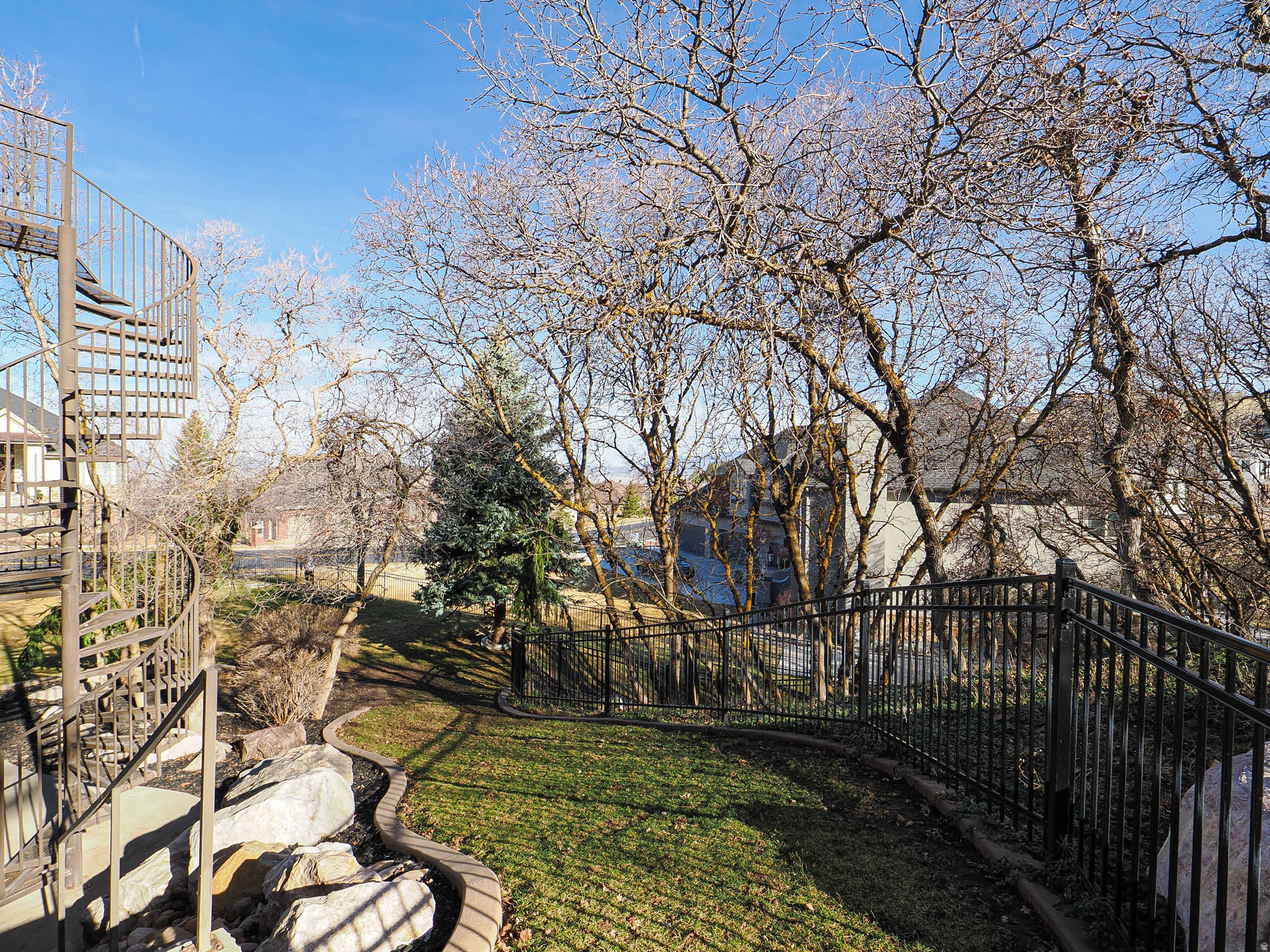 EAGLEWOOD COVE SUB - Residential