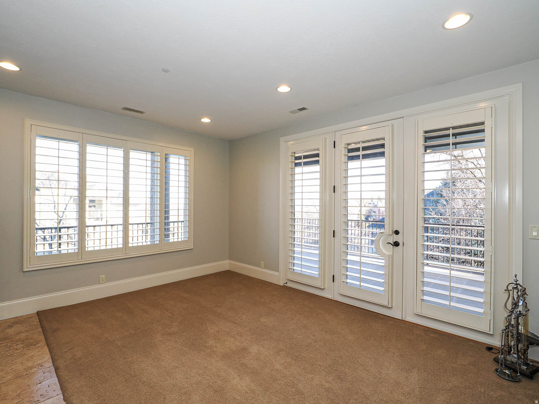 EAGLEWOOD COVE SUB - Residential