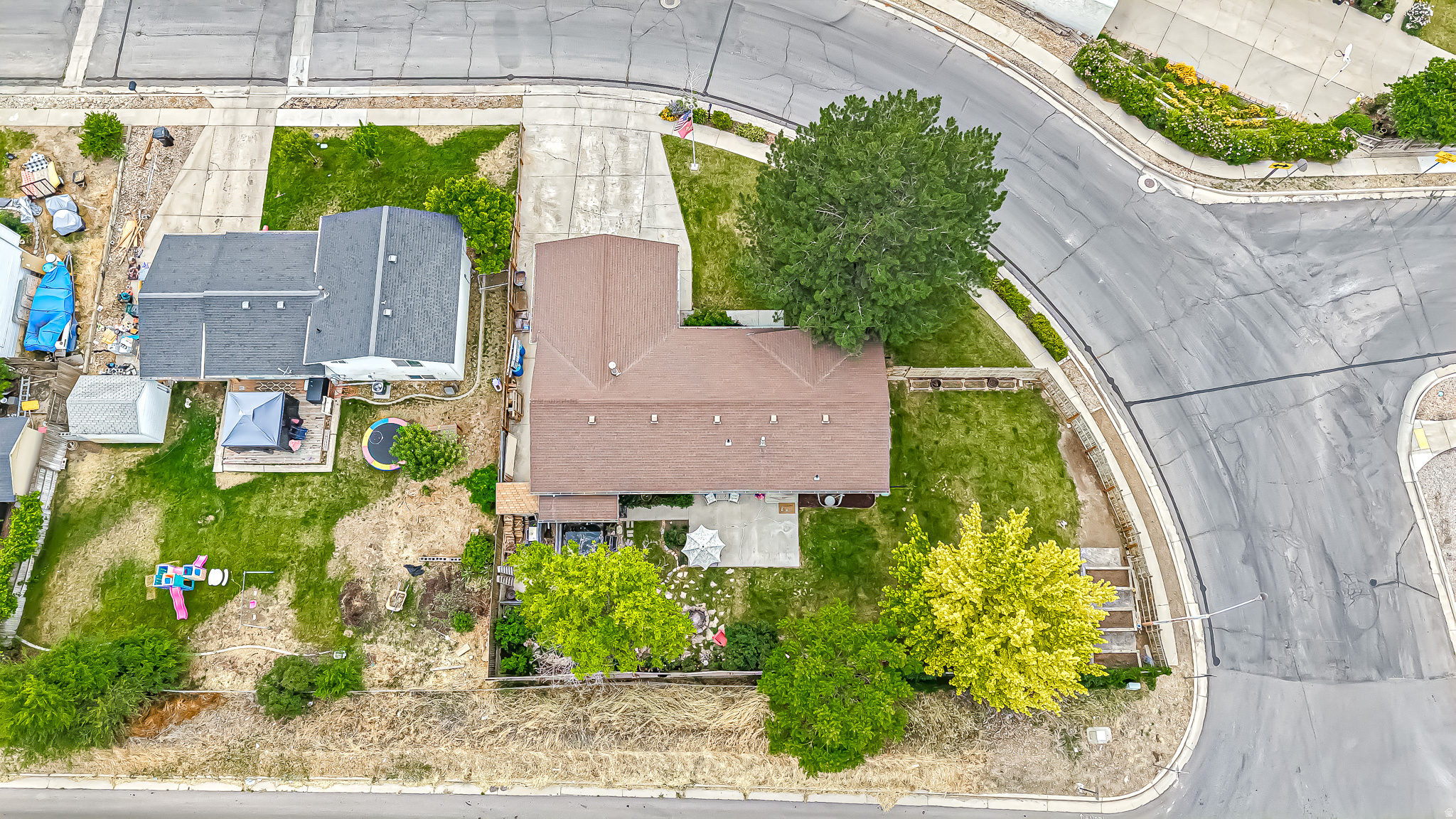 QUAIL HOLLOW - Residential