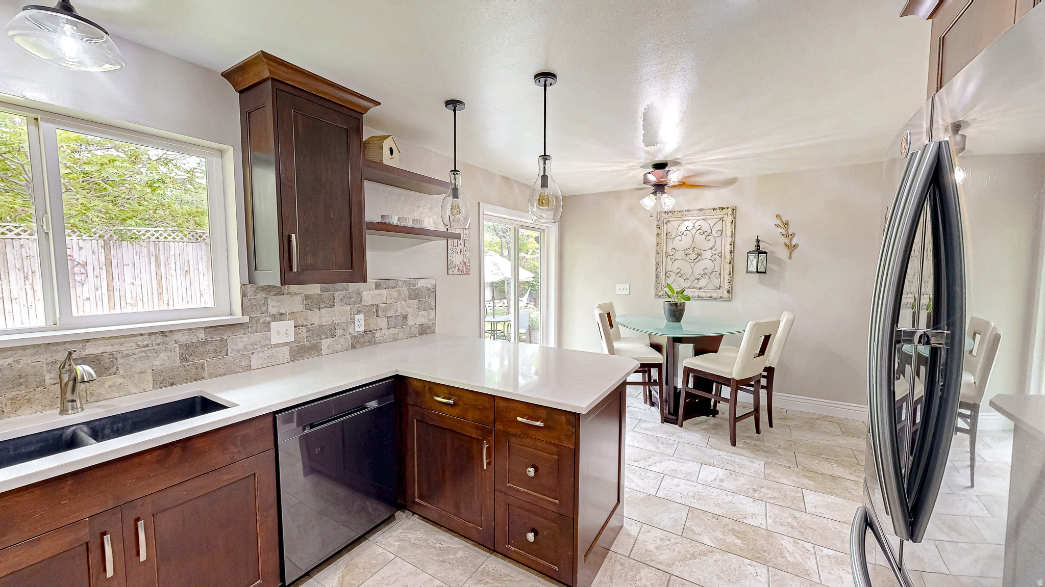 QUAIL HOLLOW - Residential