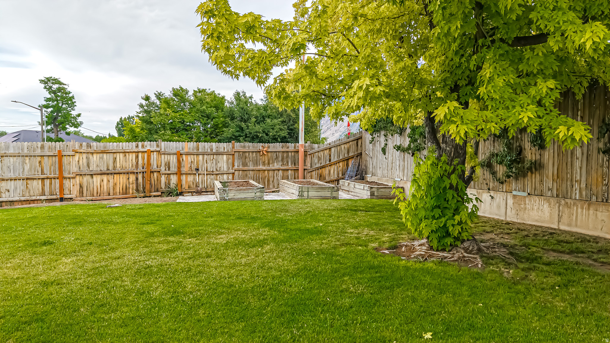 QUAIL HOLLOW - Residential
