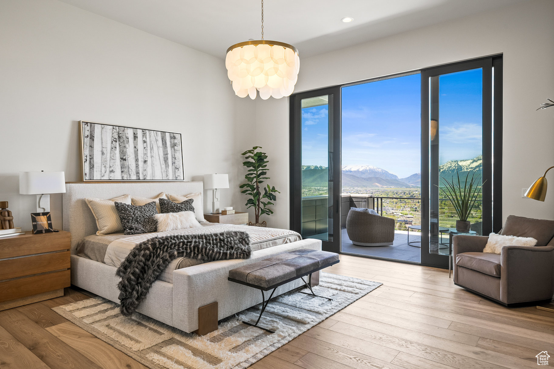 RED LEDGES - Residential
