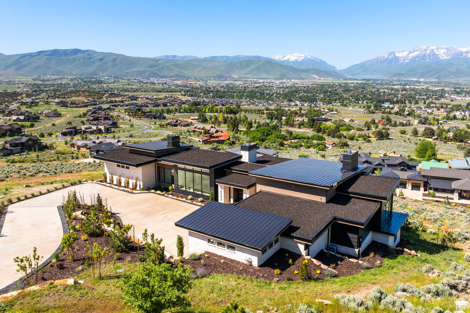 RED LEDGES - Residential