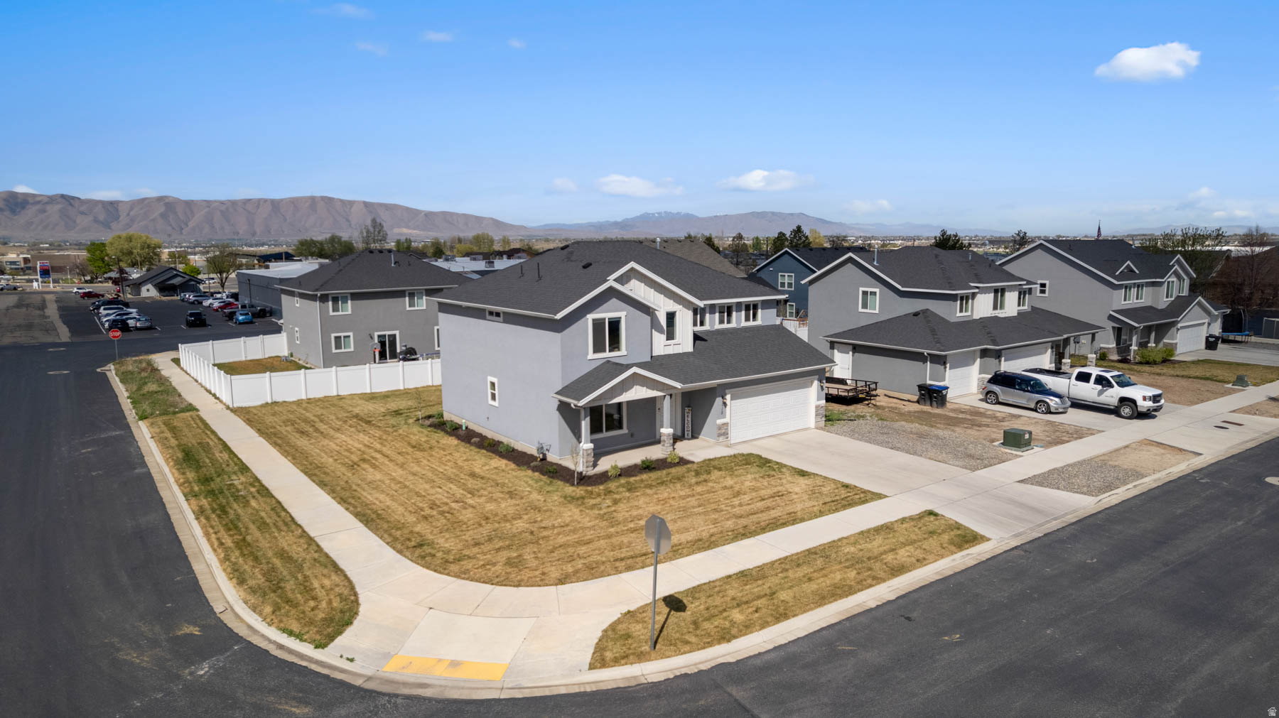 WOODLAND VIEW - Residential