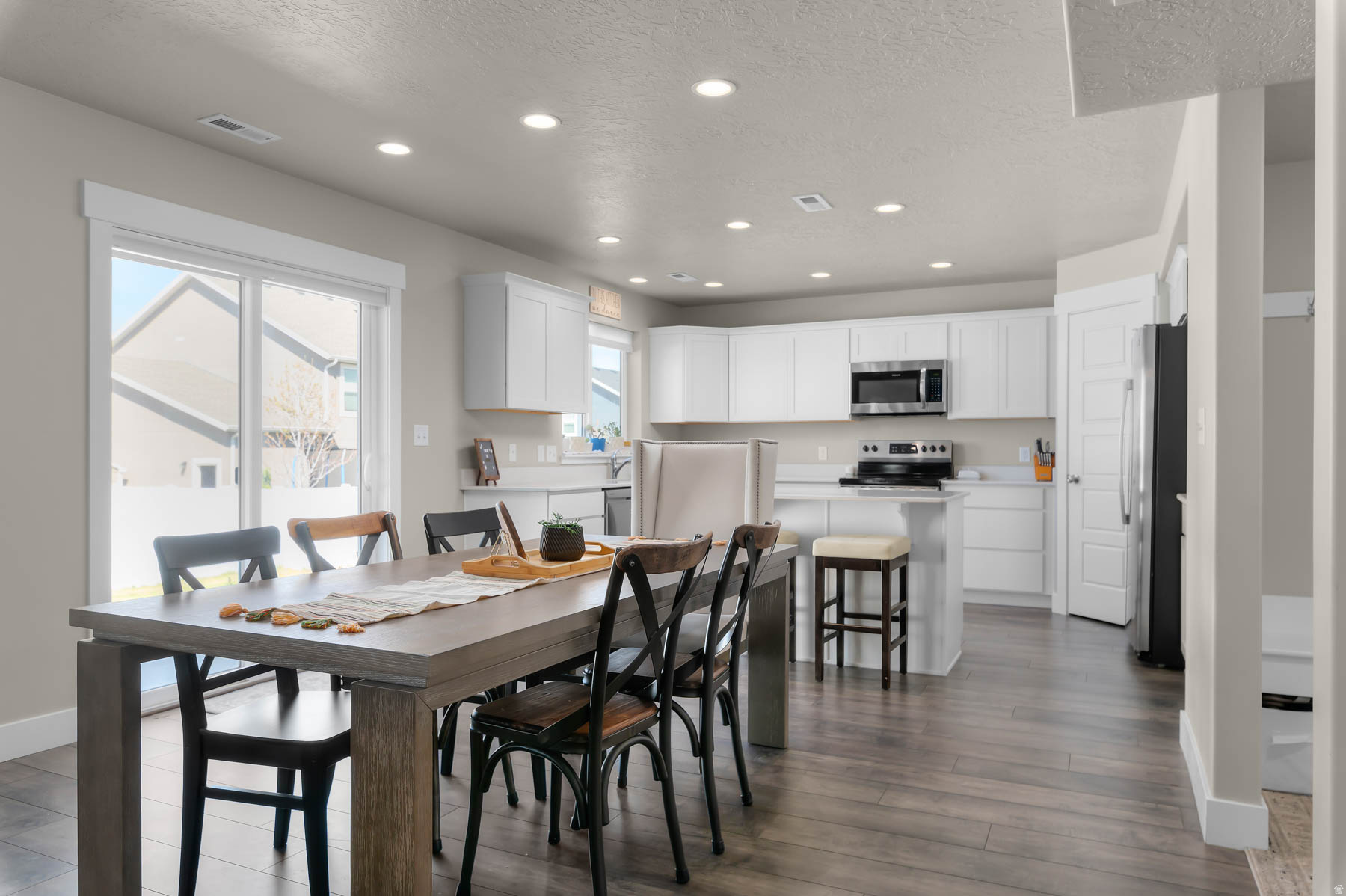 WOODLAND VIEW - Residential