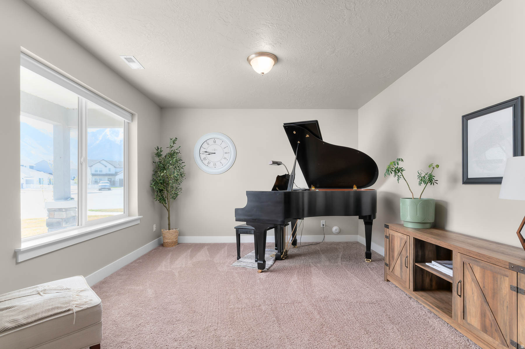 WOODLAND VIEW - Residential