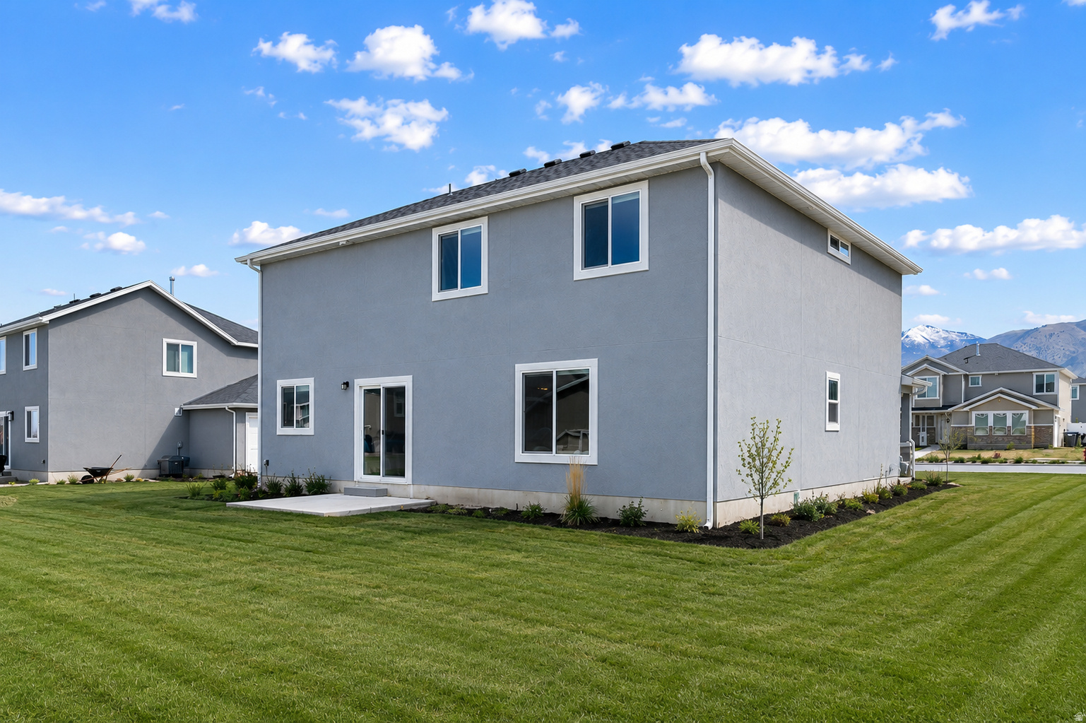 WOODLAND VIEW - Residential