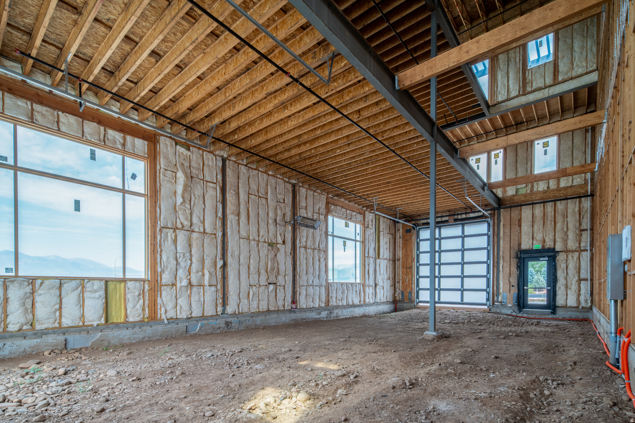 MOUNTAIN VIEW COMMONS - Residential