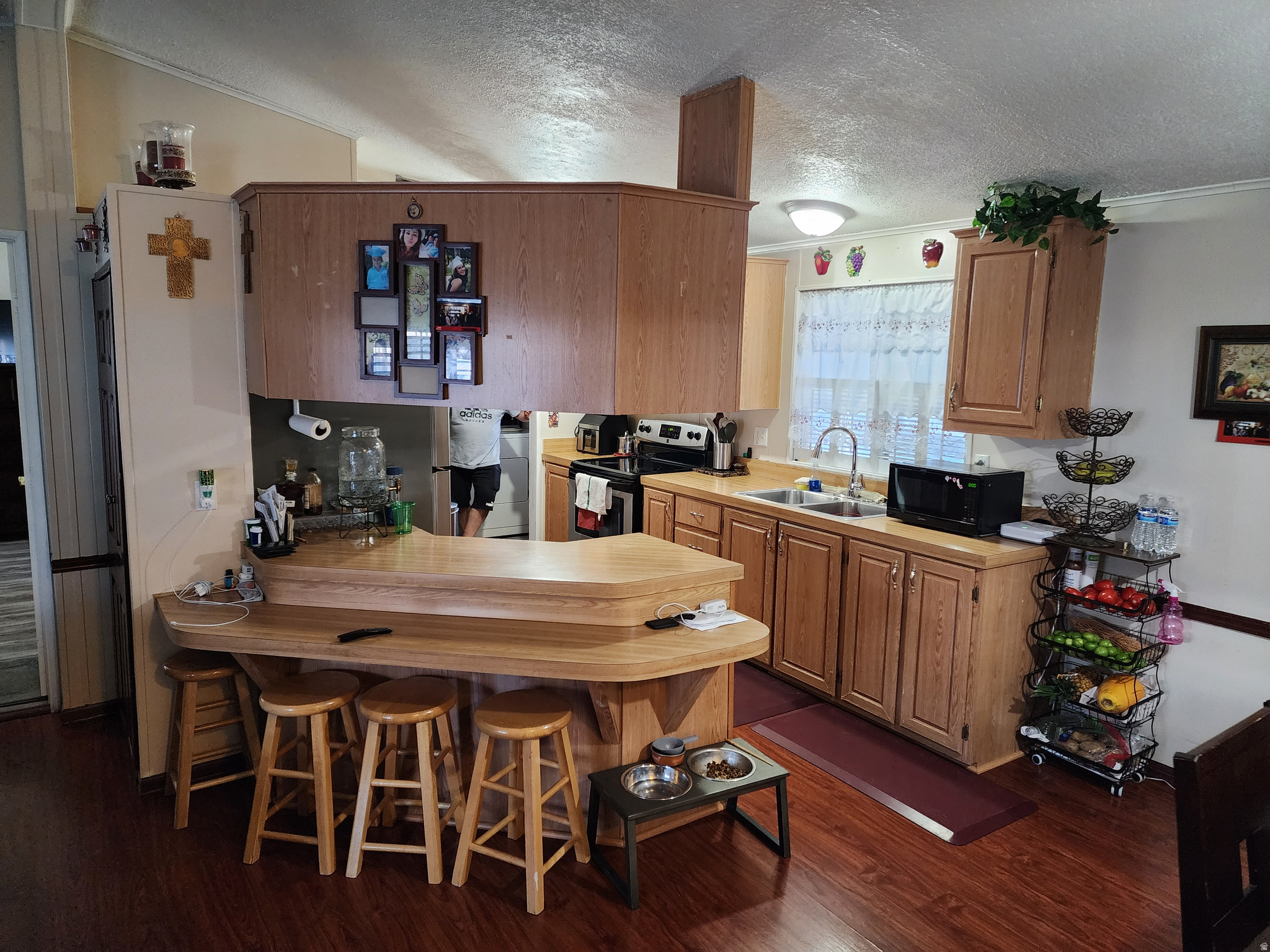 MEADOWBROOK VILLAGE - Residential